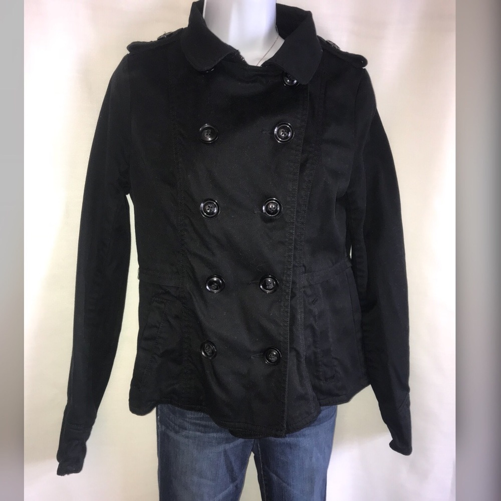 H&M black button up jean type jacket.